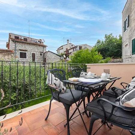 בית נופש Carera Old Town Of Rovinj-rovigno רוביני